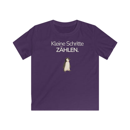 Lila Kinder T-Shirt mit Pinguin und Spruch Kleine Schritte zählen