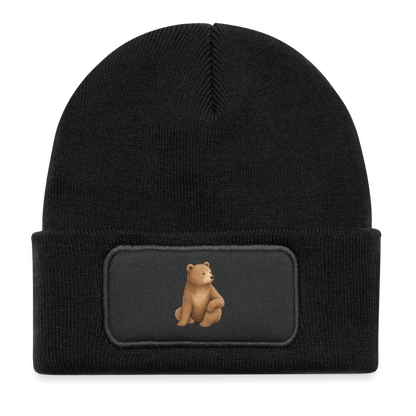 Kinder Beanie mit dem Bär in schwarz.